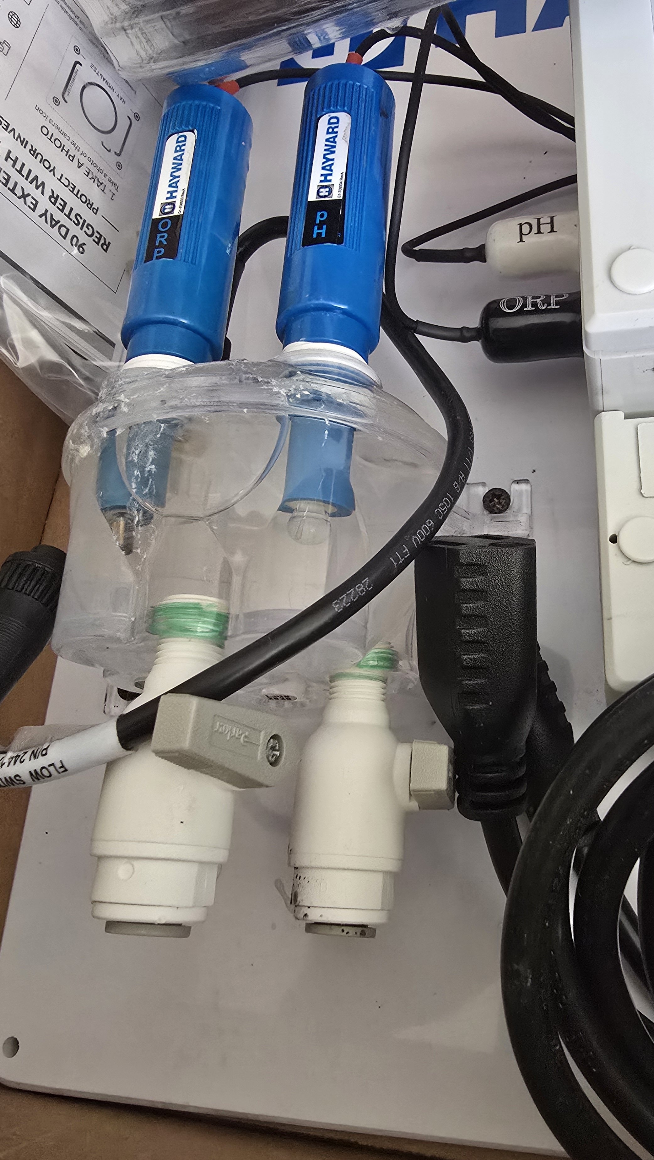 Hayward HCC2000 pH and ORP probes with flow cell and sensors