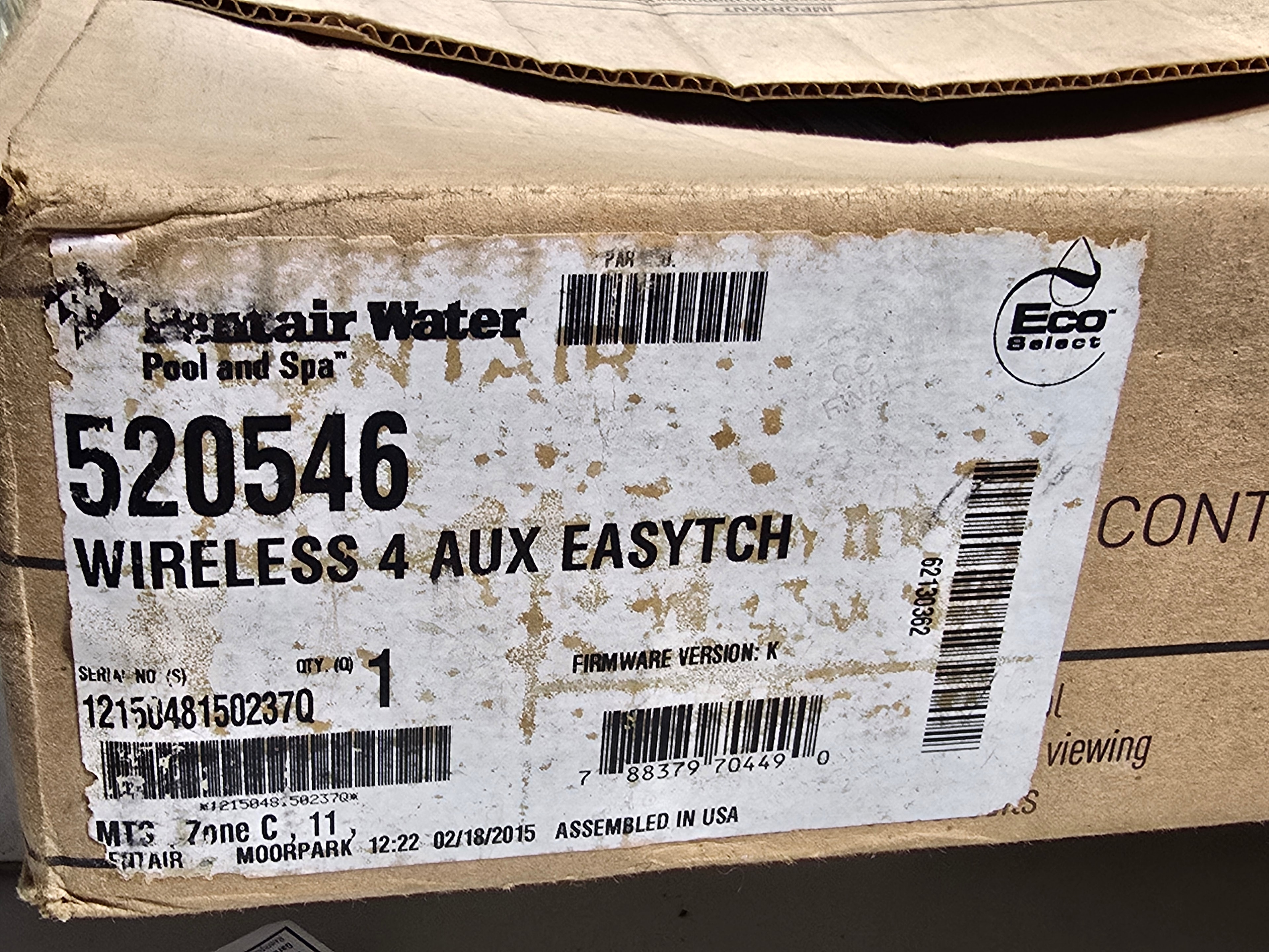 Pentair Wireless 4 AUX EasyTouch 520546 box label — serial number, firmware version K, assembled in USA