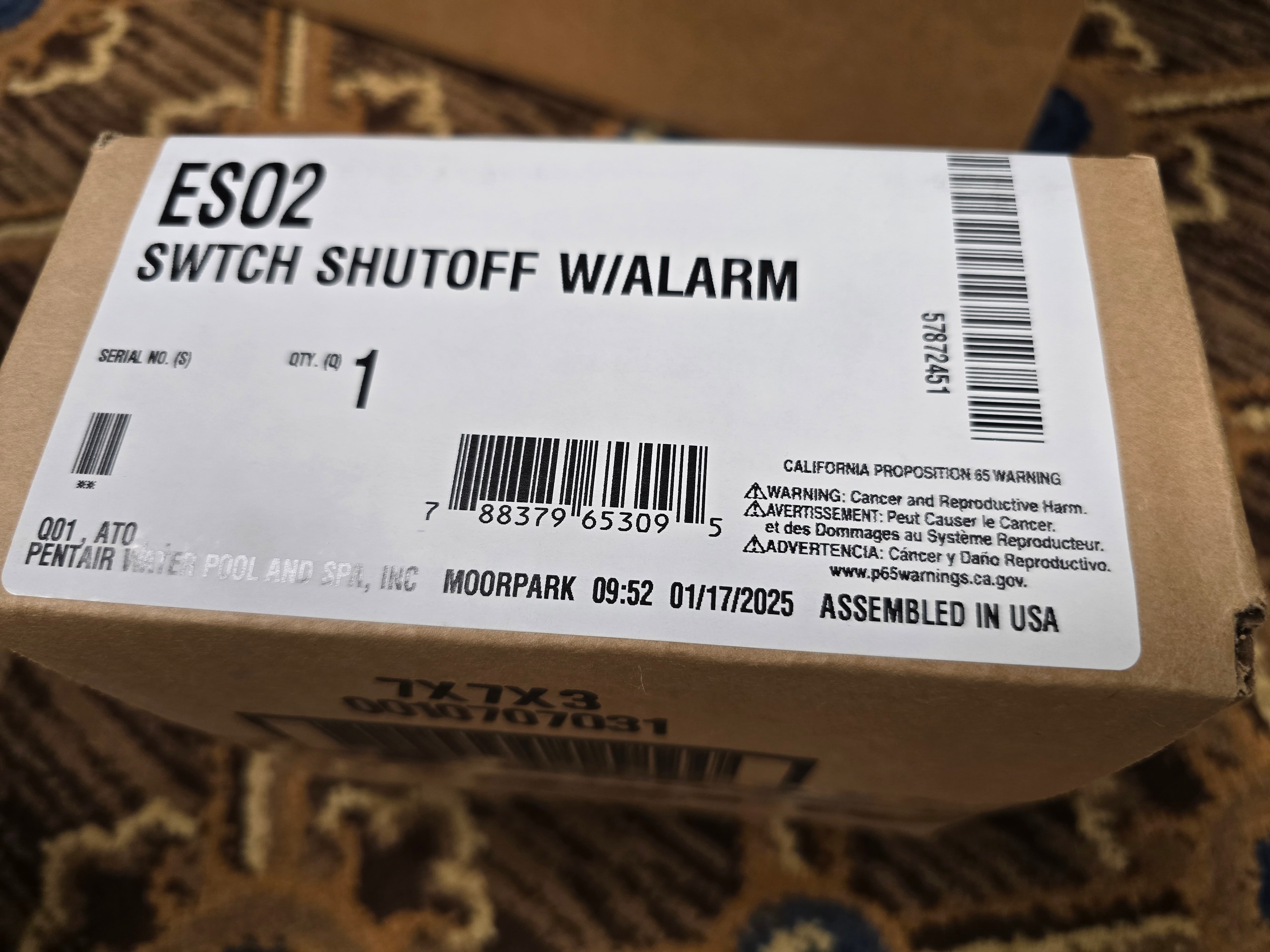 Pentair ES02 shut-off switch with alarm OEM product label showing the part number and UPC