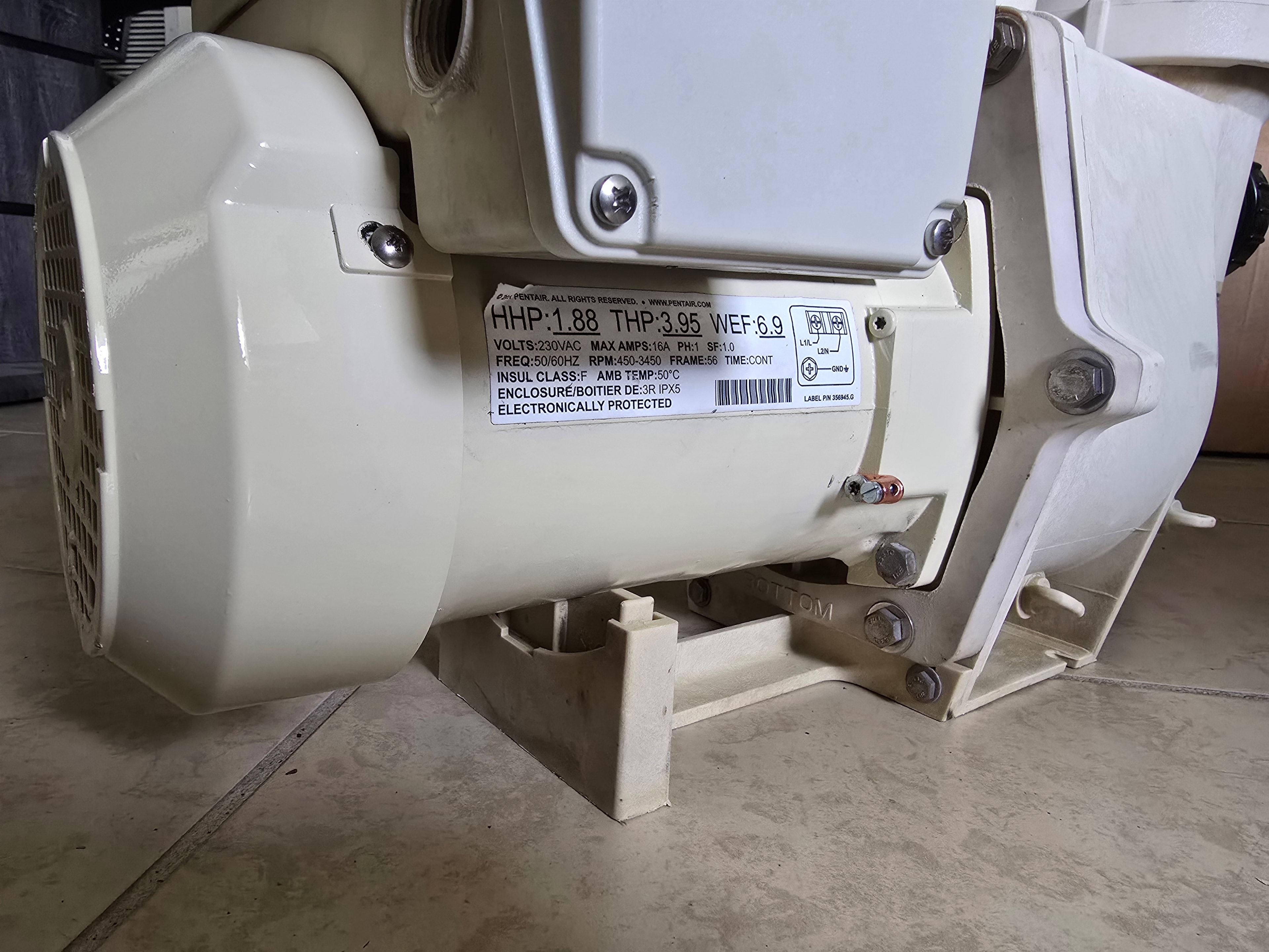 Pentair IntelliFlo VS 011018 pump specification label