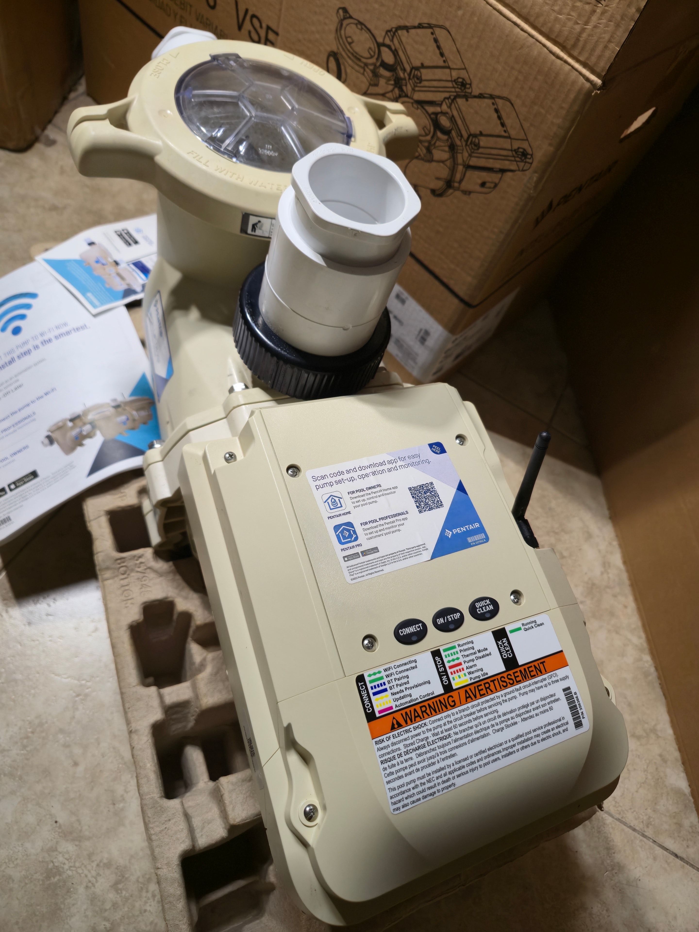 Pentair IntelliFlo3 VSF 3.0 THP pool pump (011075) — bottom caution label